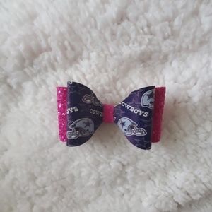 Dallas Cowboys bow